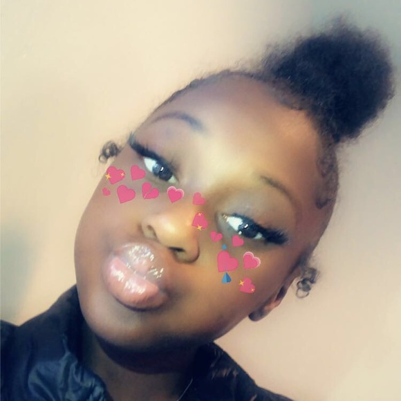 Meet your Posher, Dominae - Picture 1 of 1